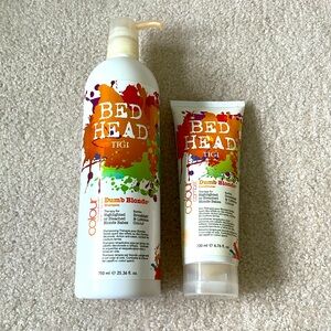 TIGI Bed Head Colour Combat Dumb Blonde Shampoo + Conditioner Duo / Bundle